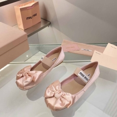 Miu Miu flat shoes